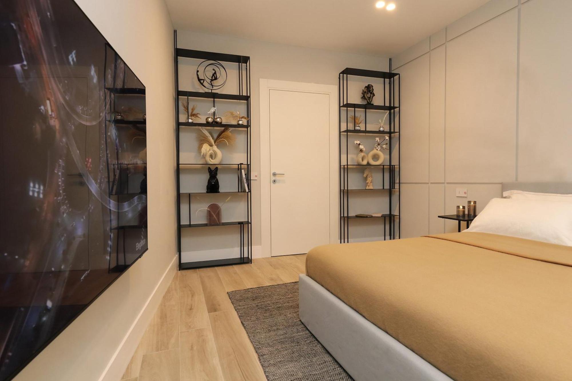 Charming & Luxe Gem-old Town- Garibaldi - Fully Equipped & Renovated Apartment Olbia